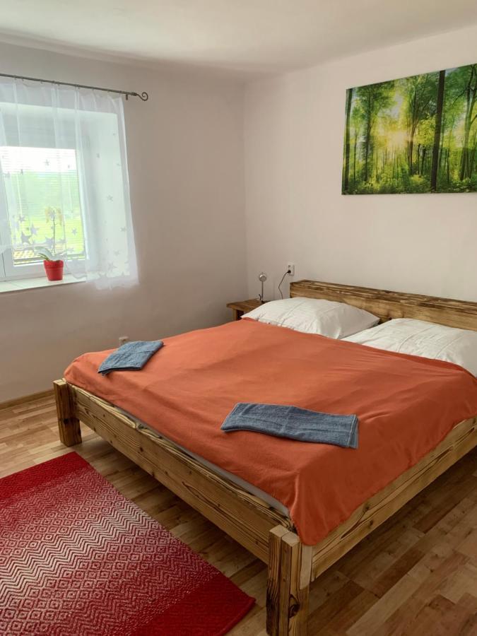 Zbytiny Esterno foto
